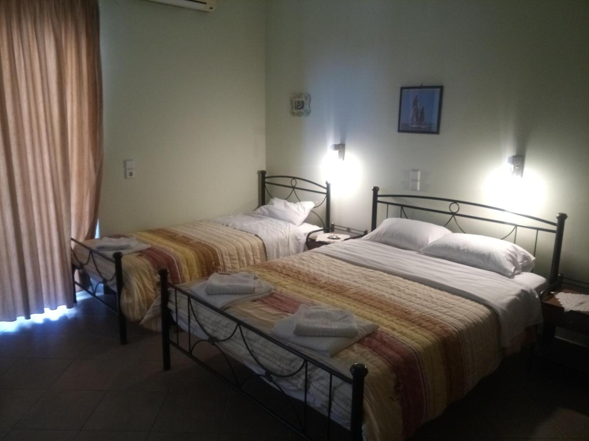 Evgenia Rooms Skála Kamer foto